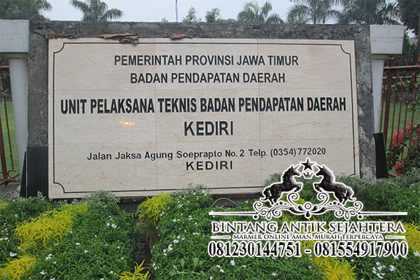 Prasasti Peresmian Marmer, Prasasti Marmer Surabaya
