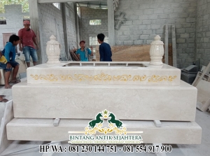 Makam Marmer Tahan Gempa