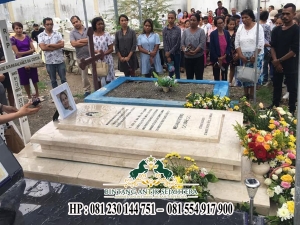 Makam Marmer Tahan Gempa